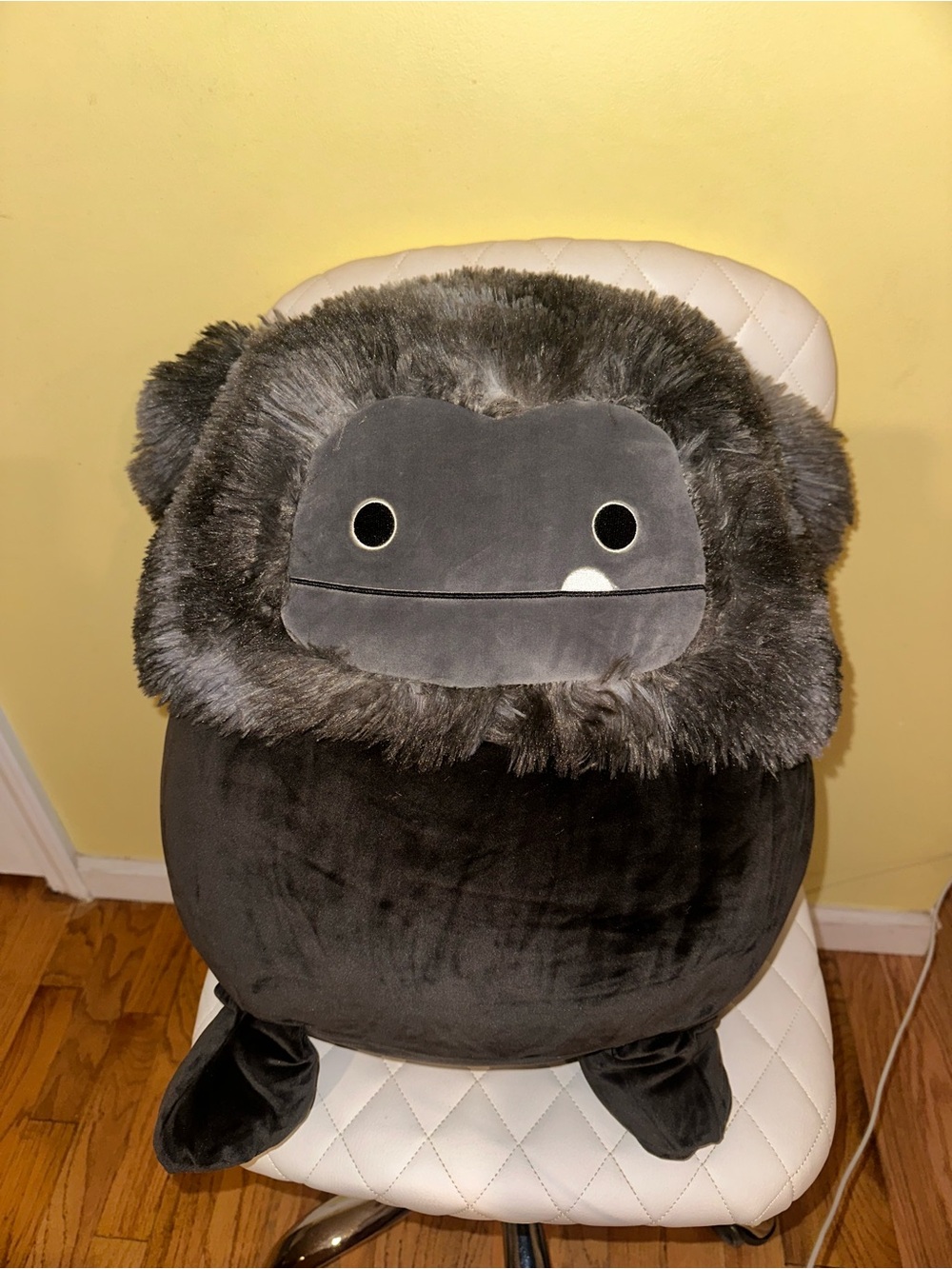 Wallis the Bigfoot Squishmallow